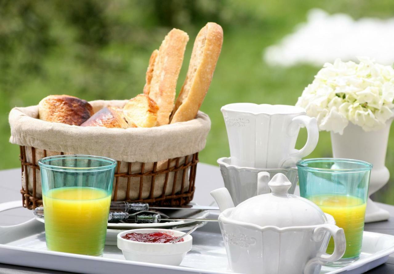 Bed and Breakfast Au Coeur Des Vignes Archiac Exterior foto