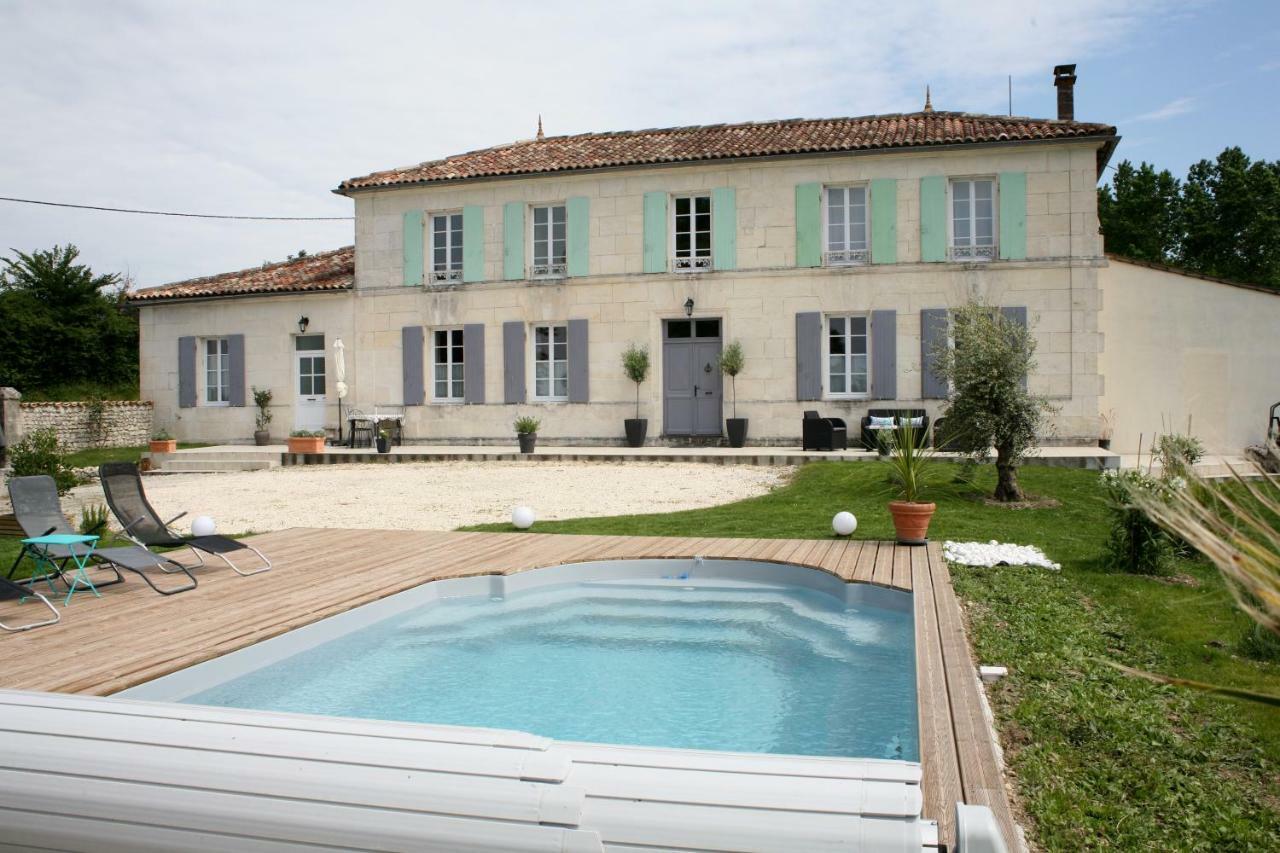 Bed and Breakfast Au Coeur Des Vignes Archiac Exterior foto